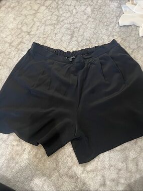 Eileen Fisher Black Pleated 100 percent silk Shorts